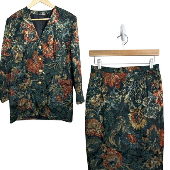 ALEXON Women's Tapestry Floral Suit Size 10Vintage